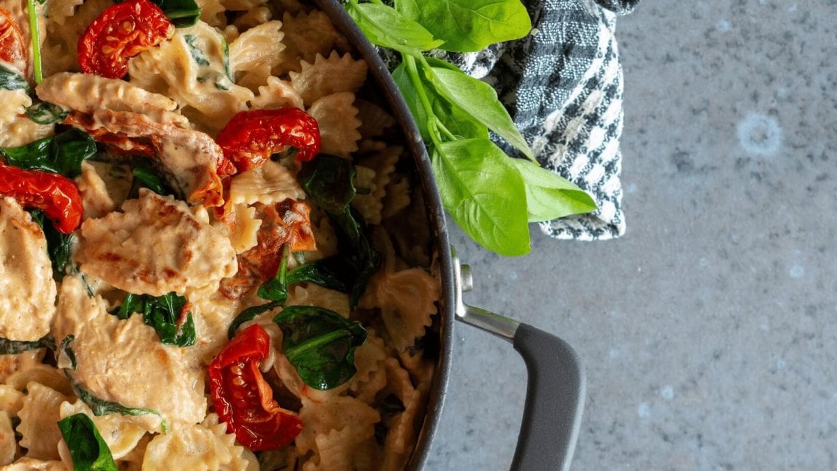 Vegan Creamy Chicken Pasta