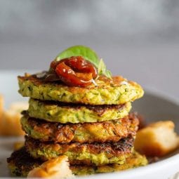 Vegan and gluten free zucchini fritters